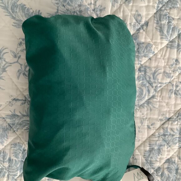 Osprey Remnants Packable Daypack - Picture 8 of 9